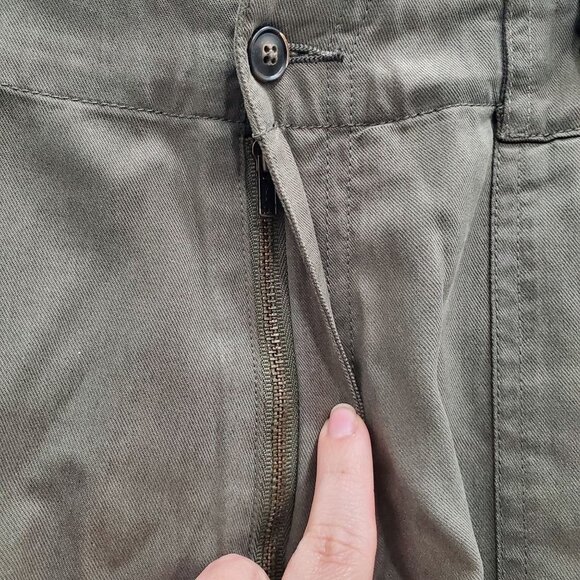 Tommy Bahama Relax Men's Olive Tencel Blend 10" Flat Front Casual Shorts Size 35 - Picture 4 of 5